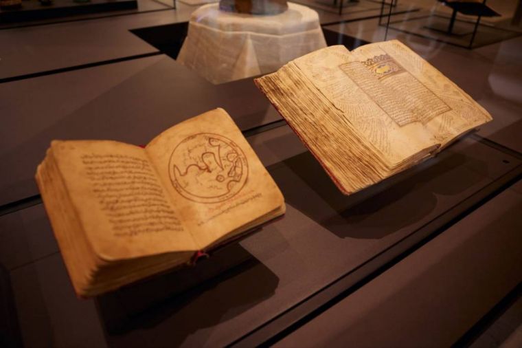 Регистан обогатился экспозициями