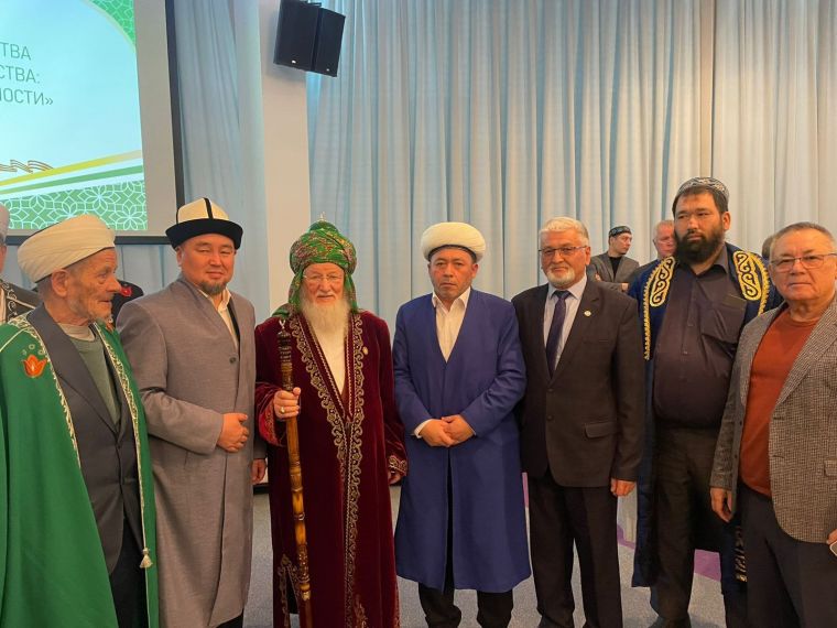 Астрахандаги II Халқаро илмий-диний конференцияда  Диний идорамиз вакили иштирок этди