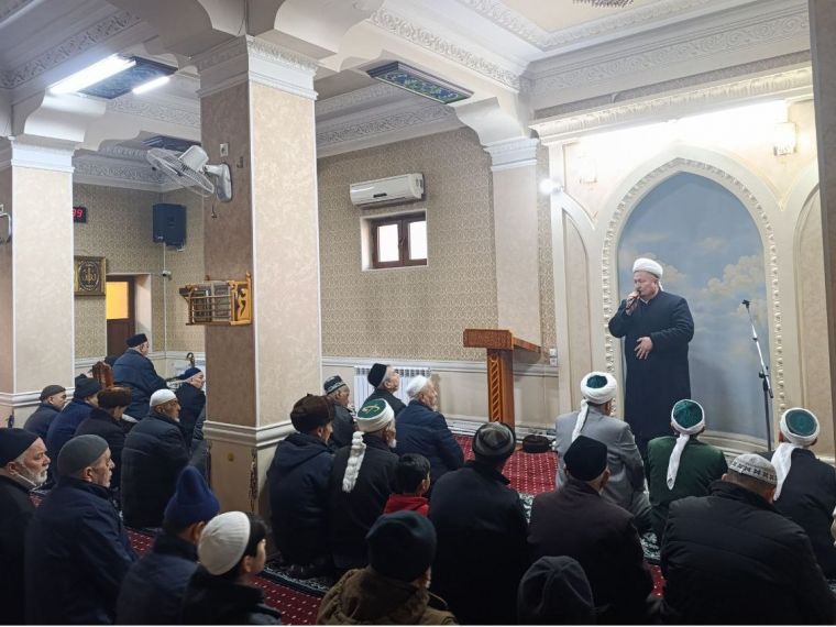 Имом-хатиблар фаолиятини такомиллаштириш бўйича семинар ўтказилди