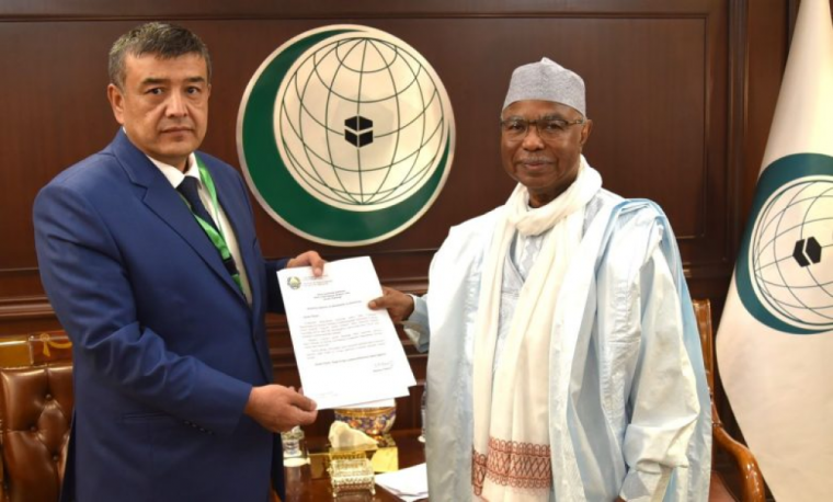 New permanent representative of Uzbekistan to the OIC presents credentials to the Secretary General of the Organization of Islamic Cooperation