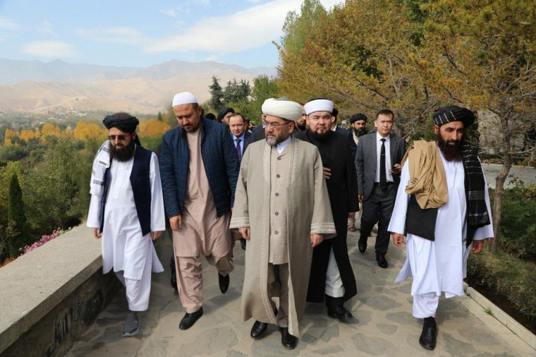 Natasha Babich yangi porno video Pornografiya Rossiyada pochta orqali sotiladi