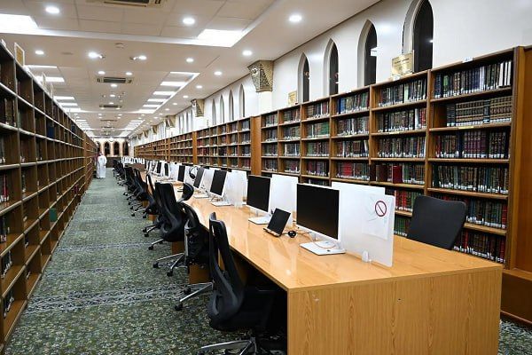 Библиотека мечети Пророка (с.а.с): Цифровая сокровищница и хранилище рукописных Коранов 
