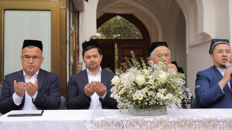 “Biz bir bo‘lsak – yagona xalqmiz, birlashsak – Vatanmiz!” nomli bayram tadbiri
