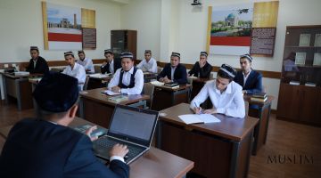 Диний таълим муассасаларида дарслар қандай бошланди? (Фото ва видеолавҳа)