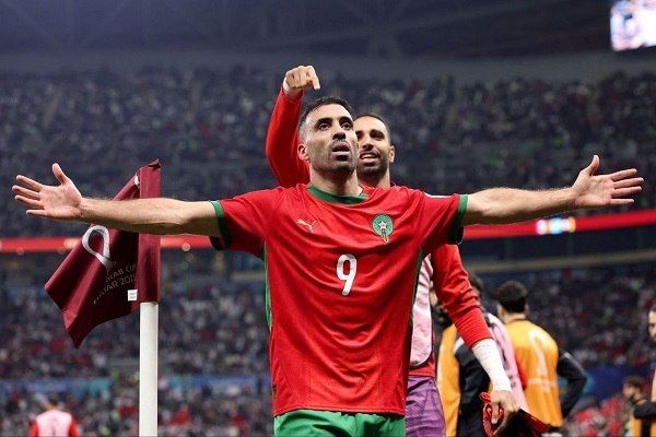 Чтение Корана игроком сборной Марокко после победы 