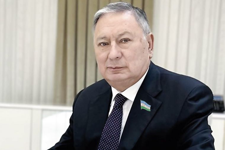 «Uzoq yillar ko‘p balolarni boshidan kechirishga majbur bo‘lgan bu xalq endilikda o‘z kimligini topishga, ma’naviy yangilanishga bel bog‘ladi» — Q.Rafiqov