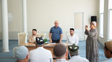 أقيمت الندوة التعليمية بمشاركة مواطنينا الذين يعانون من ضعف السمع والنطق