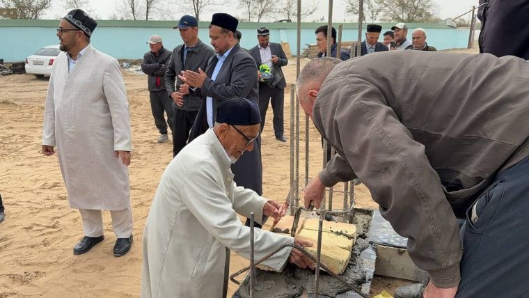 Bog‘otdagi “Mir Hoshim bobo” masjidiga ilk g‘isht qo‘yildi