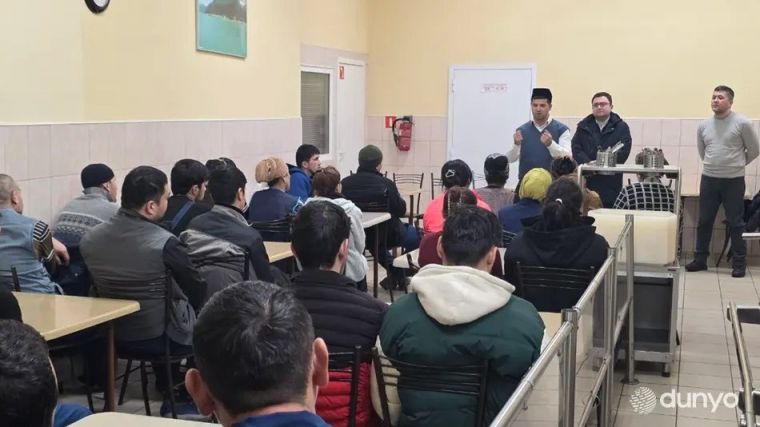 В Ленинградской и Калининградской областях РФ соотечественники были приглашены на ифтар 