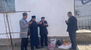 Ўнг қўли берганини чап қўли сезмайди