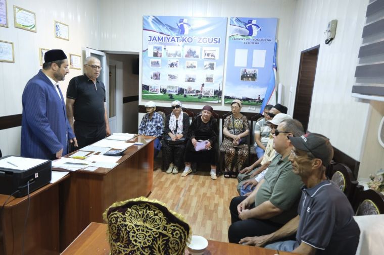 Бухорода имконияти чекланган фуқаролар ҳолидан хабар олинди