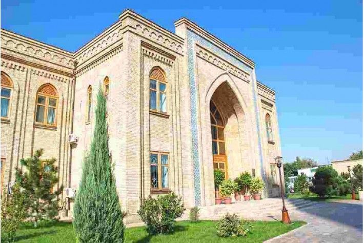 КИМНИНГ КИМЛИГИ БИЛИНДИ