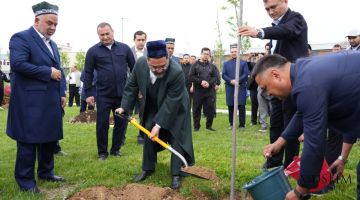 Миллий кураш мусобақаси иштирокчилари Шаҳрисабзда янги боғ барпо этди (фотолавҳа) 