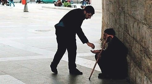 Yaxshilik qiluvchi hargiz toyilmas