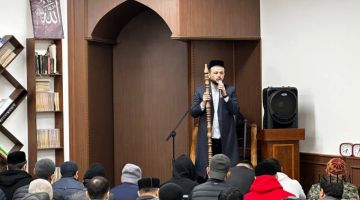 Meetings Held with Compatriots in South Korea