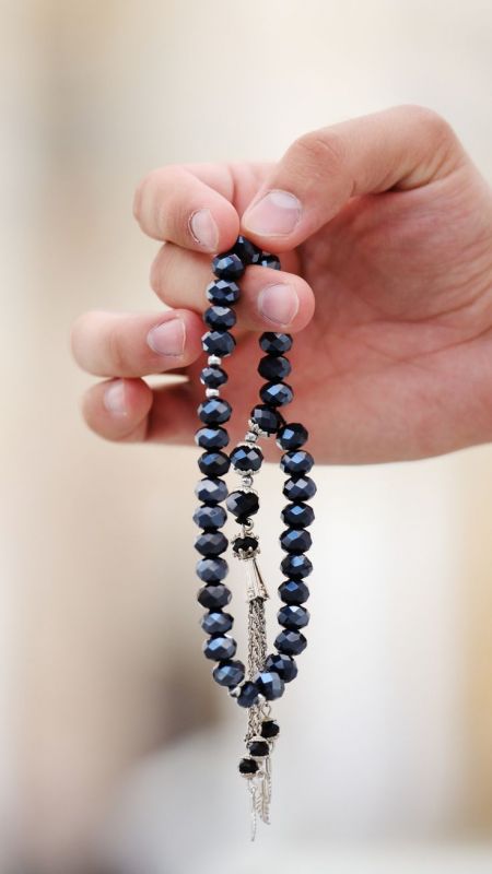 Zulhijja oyida Allohni ko‘p zikr qiling