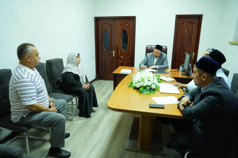 Инсон қадри ва манфаати йўлида