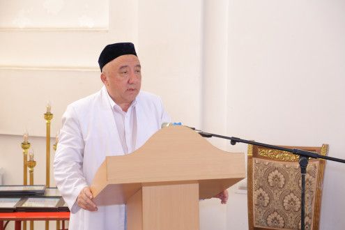 Устозга эҳтиром