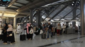 Продолжается прибытие паломников в Медину после совершения хаджа 