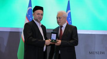 Бош имом кўкрак нишонибилан тақдирланди
