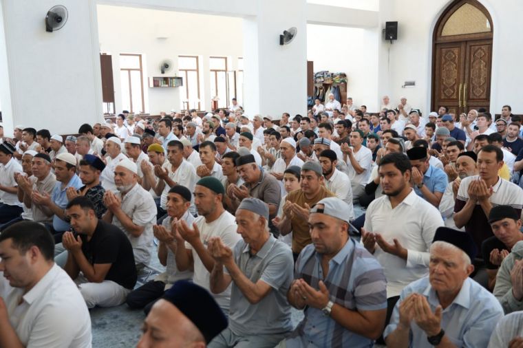 Muftiy hazratlari: Allohdan mol-dunyo talab qilishda go‘zal yo‘l tanlang!