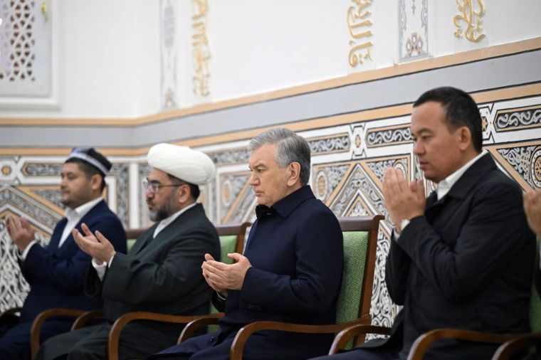 Президент Шавкат Мирзиёев Сурхондарё вилоятига келди