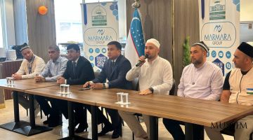 Constitution Day Celebrated in Mecca