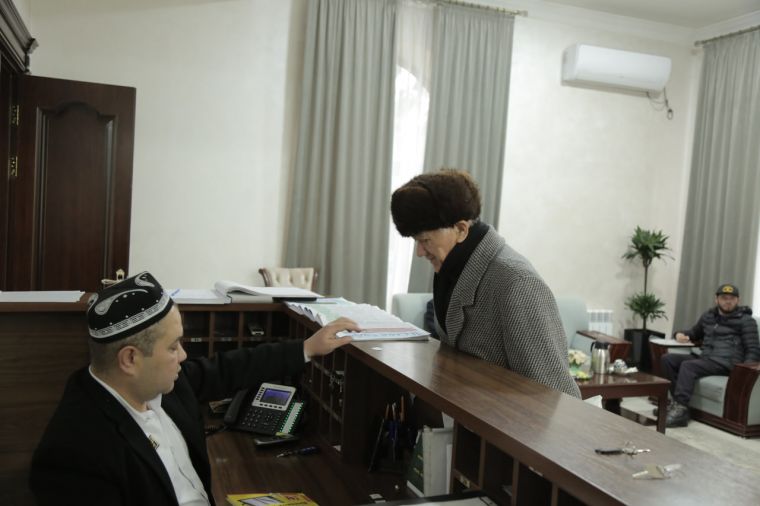 Фуқаролар мурожаатига амалий ечимлар берилди 