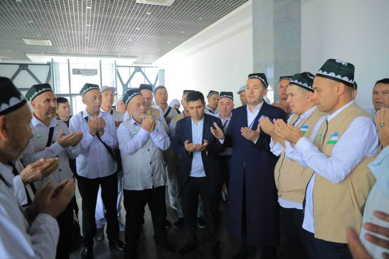 Namanganlik hojilarning dastlabki guruhlari Vatanga qaytib keldi