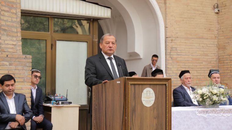 “Biz bir bo‘lsak – yagona xalqmiz, birlashsak – Vatanmiz!” nomli bayram tadbiri