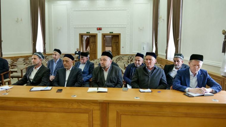 “Ҳаж – 2026”: воҳа вилоятлари гуруҳ раҳбарлари учун маҳорат дарслари ўтказилди