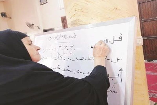 В египетской деревне: движение бабушек за знание Корана преодолевает возраст и неграмотность 