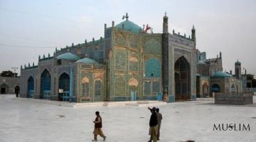Голубая мечеть; шедевр исламской архитектуры в Афганистане 