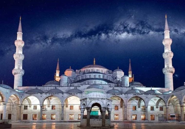 Стамбульская Голубая жемчужина