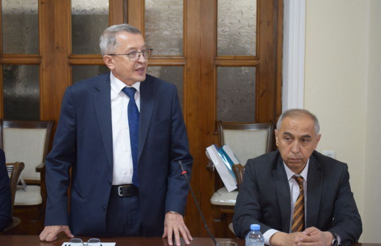 لقاء مع محمود مصري رئيس مركز 