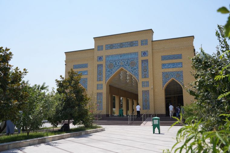 Muftiy hazratlari: Allohdan mol-dunyo talab qilishda go‘zal yo‘l tanlang!