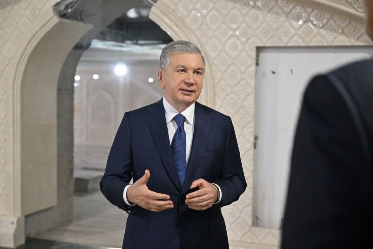 Imom Buxoriy maqbarasi ziyorat qilindi