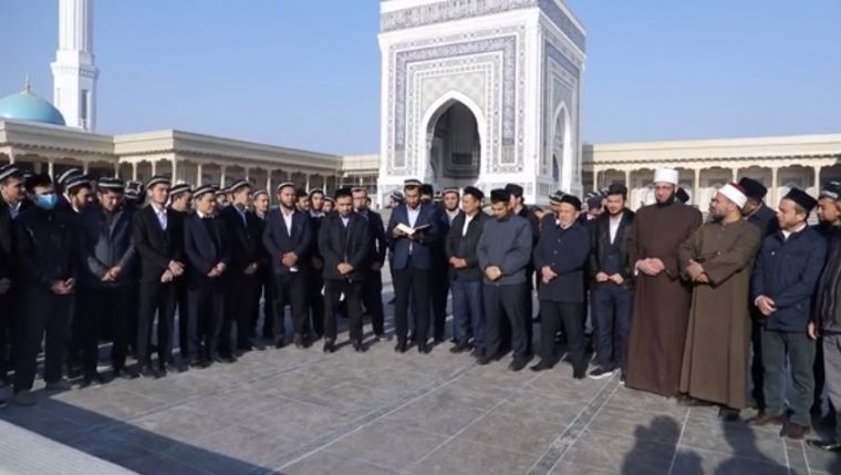 Диний таълим муассасаларида “Саҳиҳул Бухорий” хатми кутуб қилинди 