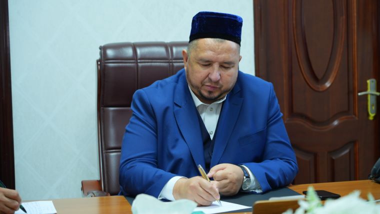 Диний идорада ҳамюртлар билан самимий мулоқот қилинди