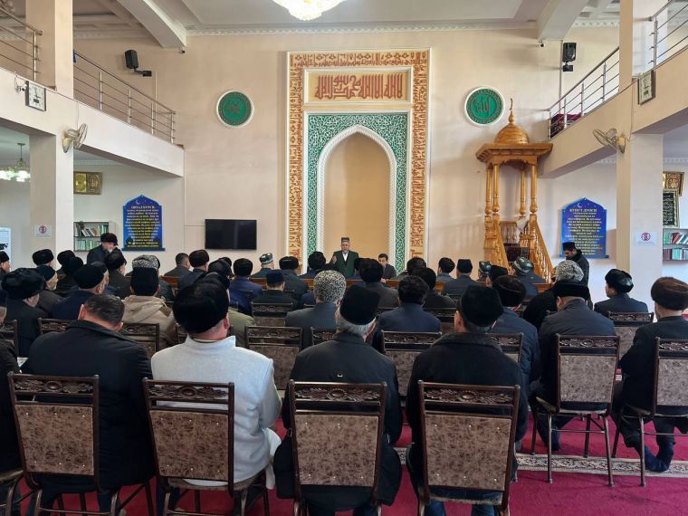 Imomlar va hojilar faoliyati yuqori baholandi