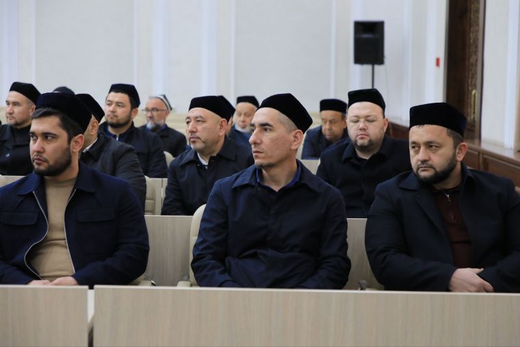 Юздан зиёд хонадонга кирилиб, зарур кўмаклар берилди (фото+)