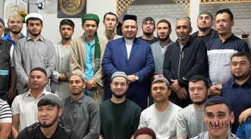 Зайниддин домла Эшонкулов встретился с соотечественниками в Южной Корее