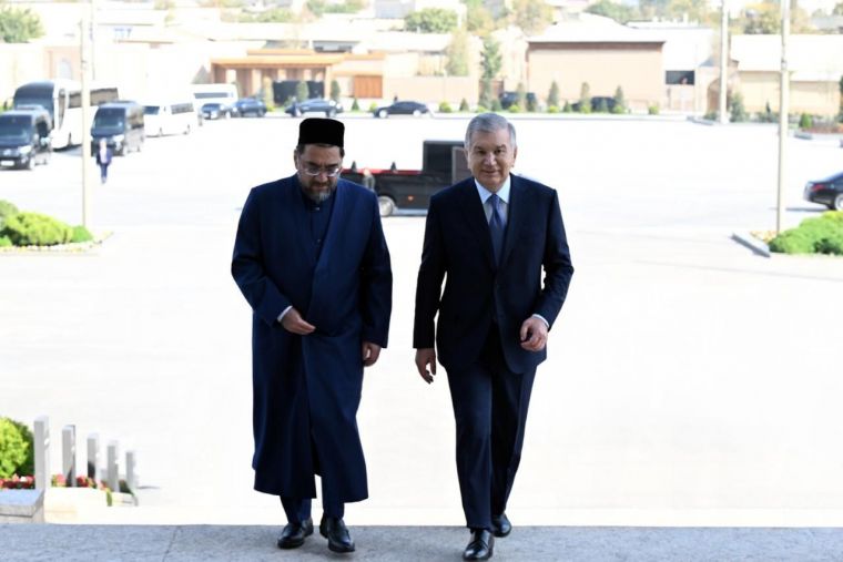 Prezident Islom sivilizatsiyasi markazida olib borilayotgan ishlar bilan tanishdi