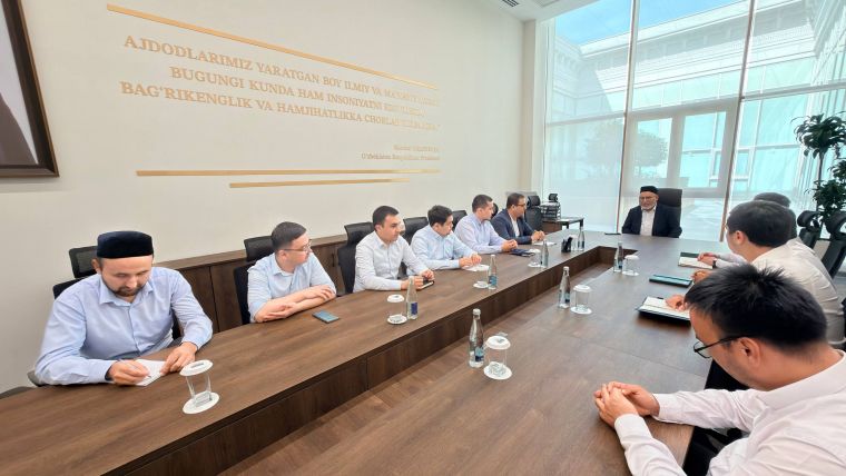 Диний идора ёшлари билан мулоқот ўтказилди