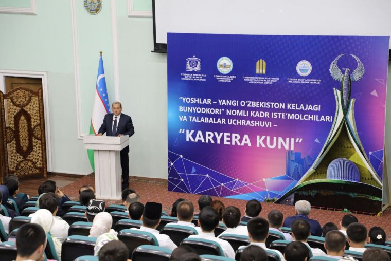 Bitiruvchi talabalar bilan ish beruvchi tashkilotlar uchrashuvi