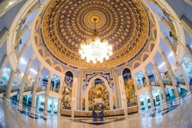 В Ташкенте презентовали проект «114 Коранов Узбекистана»