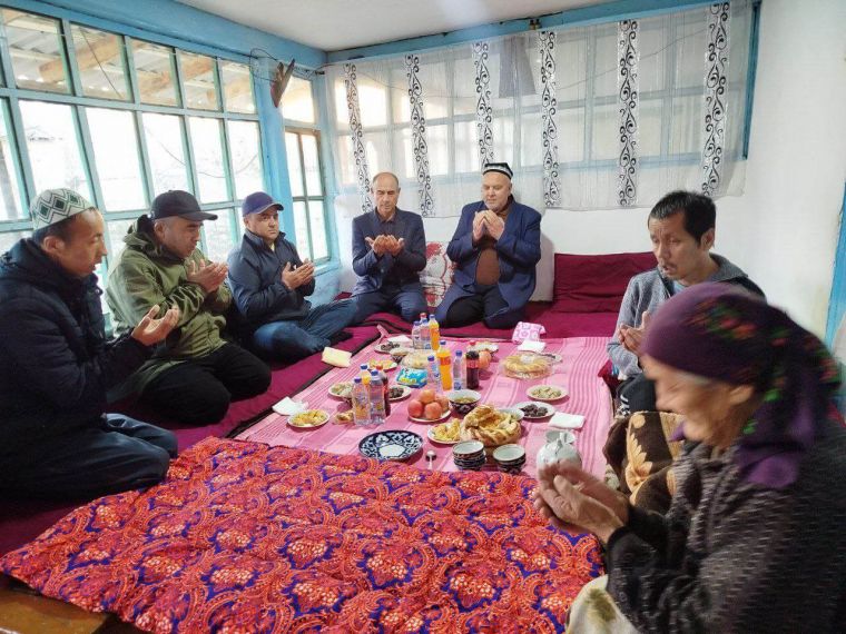 Ezgu ishda hamma birday faollik ko‘rsatyapti