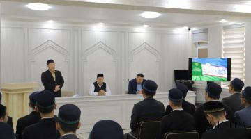 Конституция кунига бағишланган учрашув