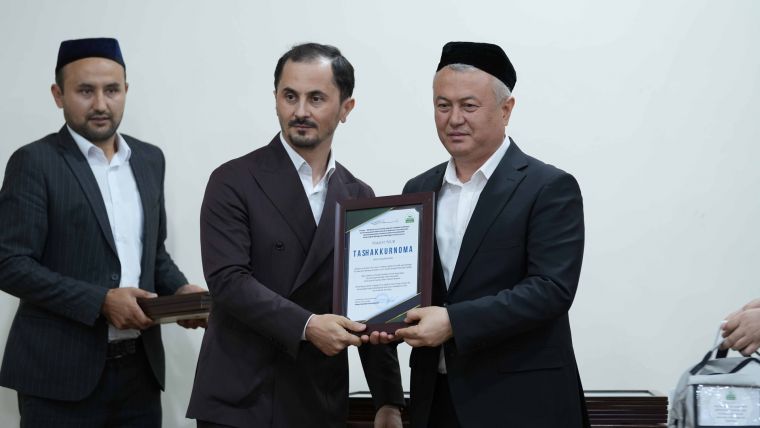 HAMKOR JURNALIST, BLOGЕR VA MATBUOT KOTIBLARI QUTLANDI