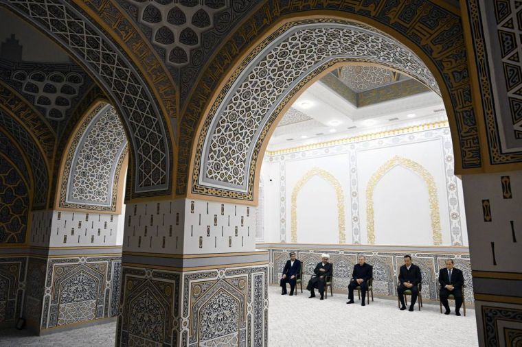 Президент Шавкат Мирзиёев Сурхондарё вилоятига келди